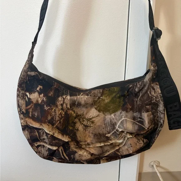 Baggu Photo Forest medium crescent - Picture 2 of 6